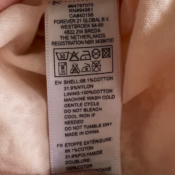 EUC | Forever21 | Pink Lace Mini Skirt | Size Small - Picture 7 of 7